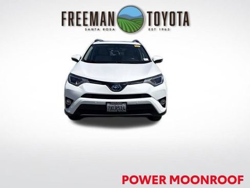 Used 2017 Toyota RAV4 XLE w/ Convenience Package AWD/4WD image 3