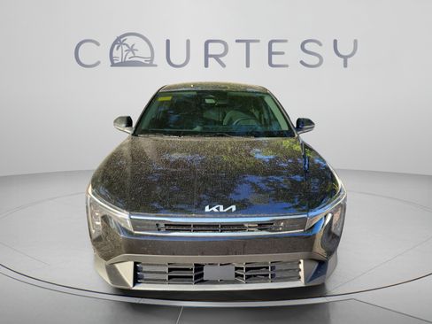 Used 2025 Kia K4 EX FWD image 28