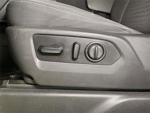 Used 2020 Chevrolet Silverado 1500 LT w/ All-Star Edition image 15