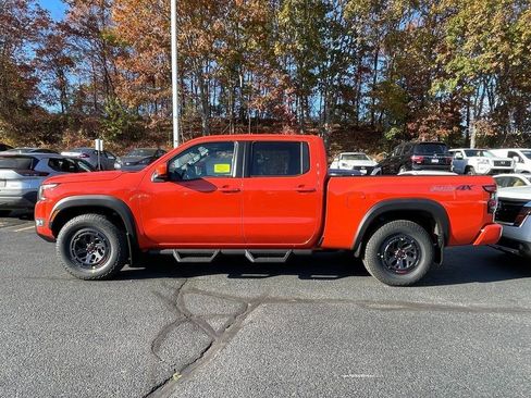 Certified 2025 Nissan Frontier PRO-4X image 2