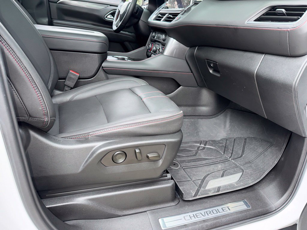 Used 2024 Chevrolet Tahoe RST w/ Luxury Package RWD image 26