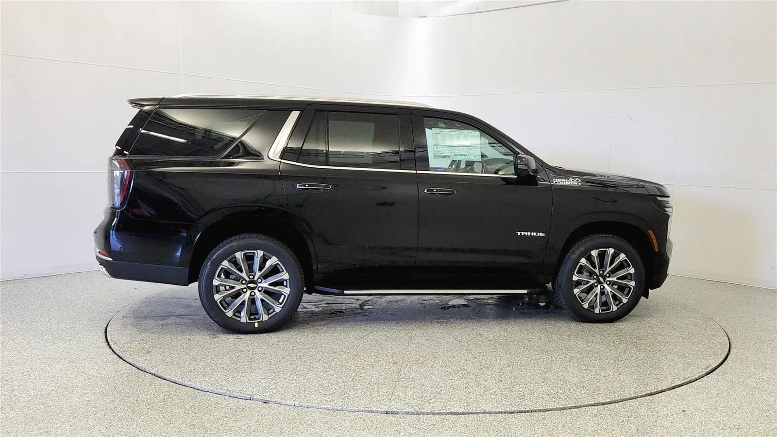 New 2026 Chevrolet Tahoe High Country w/ Sun And Tow Package AWD/4WD image 8