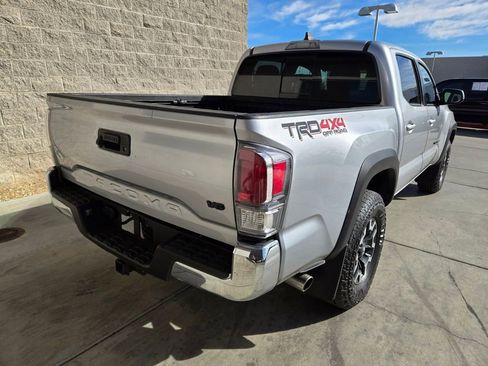 Used 2023 Toyota Tacoma TRD Off-Road image 4