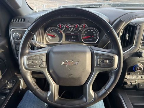 Used 2021 Chevrolet Silverado 1500 LT Trail Boss w/ Convenience Package II AWD/4WD image 19