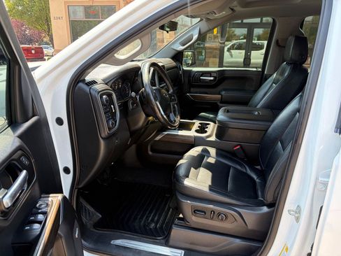 Used 2020 Chevrolet Silverado 1500 RST AWD/4WD image 4
