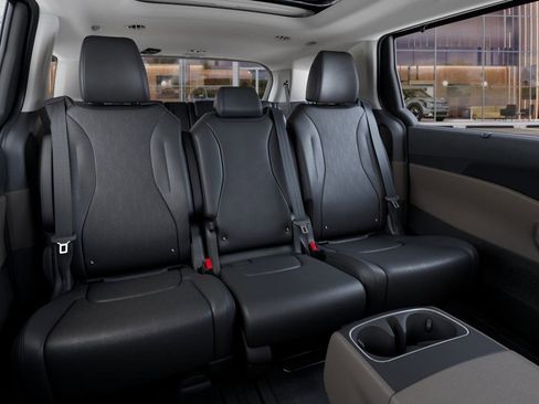 New 2026 Kia Carnival SX image 17