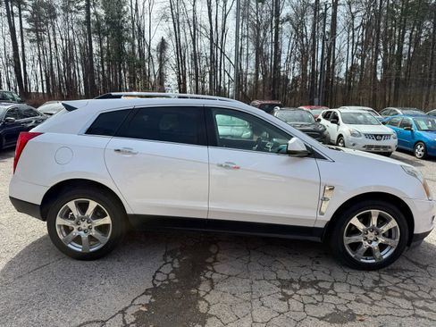 Used 2011 Cadillac SRX Performance FWD image 3