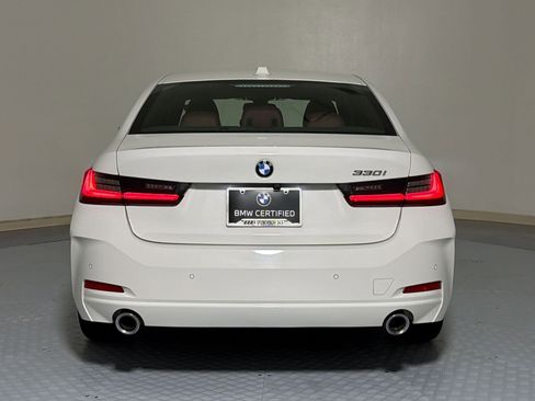 Certified 2023 BMW 330i Sedan w/ Driving Assistance Package RWD image 9