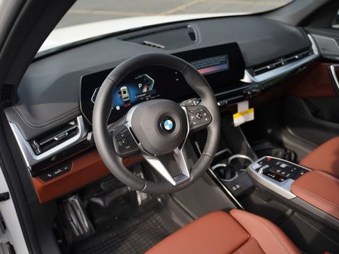 New 2026 BMW X1 xDrive28i w/ Convenience Package AWD/4WD image 9