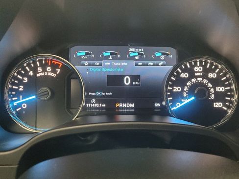 Used 2019 Ford F150 Lariat w/ Equipment Group 502A Luxury AWD/4WD image 23