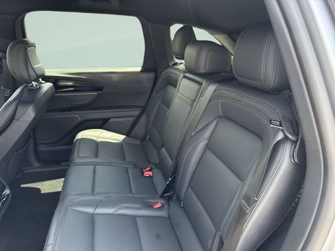 Certified 2024 Lincoln Nautilus Premier w/ Jet Appearance Package AWD/4WD image 30