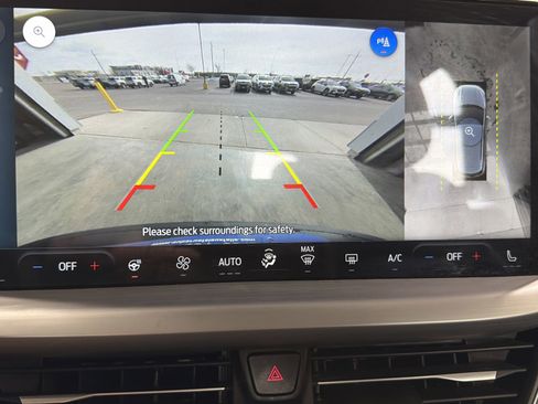 Used 2024 Ford Escape Platinum image 27