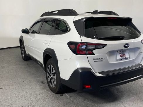 Certified 2024 Subaru Outback Premium AWD/4WD image 5