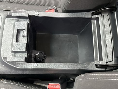 Used 2020 Subaru Legacy Premium image 37