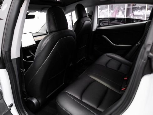 Used 2020 Tesla Model 3 Long Range image 33