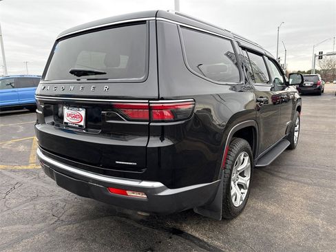 Used 2022 Jeep Wagoneer Series II image 5