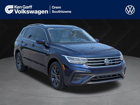 Used 2023 Volkswagen Tiguan SE AWD/4WD image 1