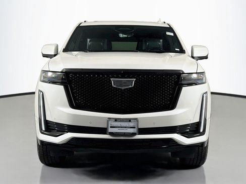 Used 2023 Cadillac Escalade Sport Platinum w/ LPO, ONYX Package AWD/4WD image 3