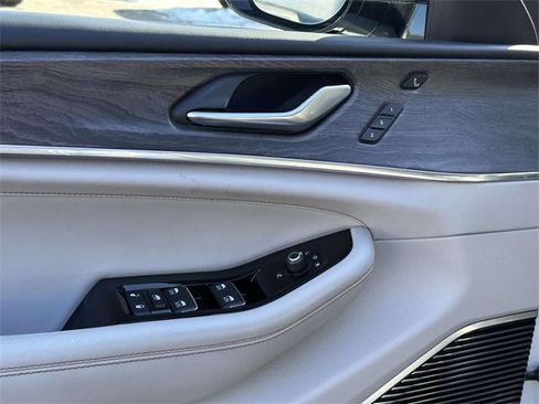 Certified 2021 Jeep Grand Cherokee L Overland w/ Luxury Tech Group IV image 13