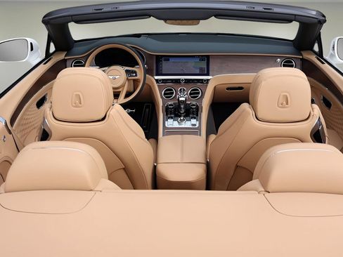 New 2026 Bentley Continental GTC AWD/4WD image 18