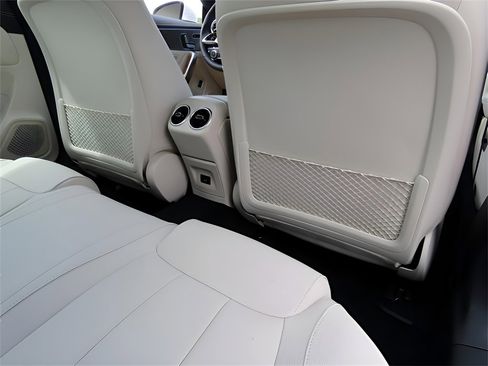 New 2025 Mercedes-Benz CLA 250 4MATIC image 24