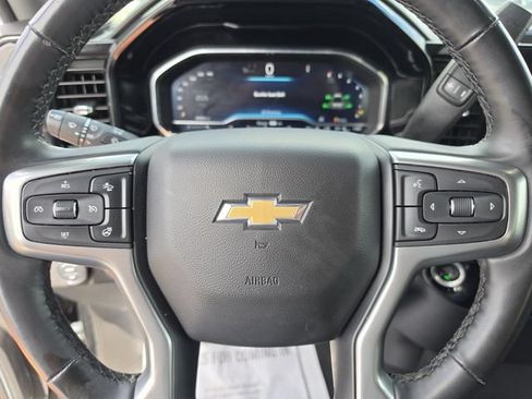 Used 2025 Chevrolet Silverado 1500 LT RWD image 41