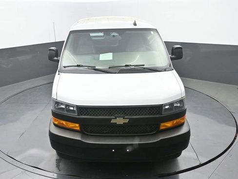 Used 2020 Chevrolet Express 2500 w/ Driver Convenience Package image 24
