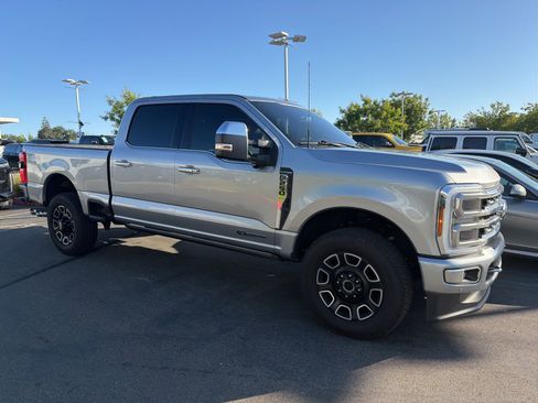 Used 2024 Ford F250 Platinum AWD/4WD image 1