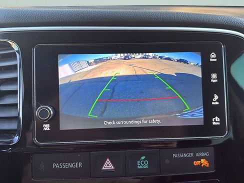 Used 2018 Mitsubishi Outlander SE FWD image 17