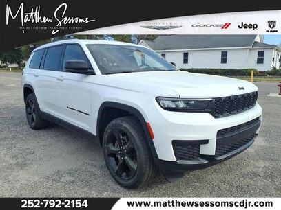 Used 2023 Jeep Grand Cherokee L Laredo