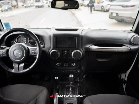 Used 2016 Jeep Wrangler Unlimited Sport AWD/4WD image 10