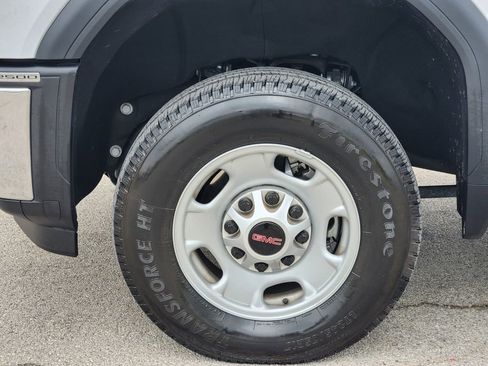 Certified 2025 GMC Sierra 2500 Pro w/ 1SA Pro Safety Plus Package AWD/4WD image 10
