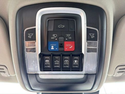 Used 2024 RAM 1500 Limited AWD/4WD image 49