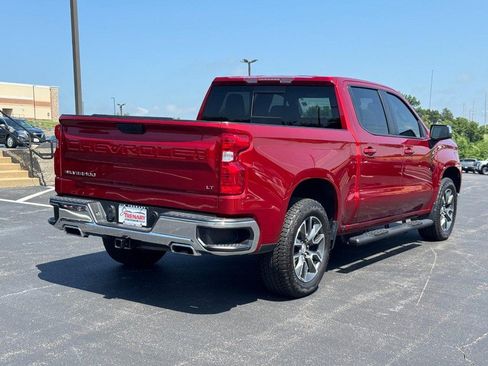 Used 2024 Chevrolet Silverado 1500 LT AWD/4WD image 3