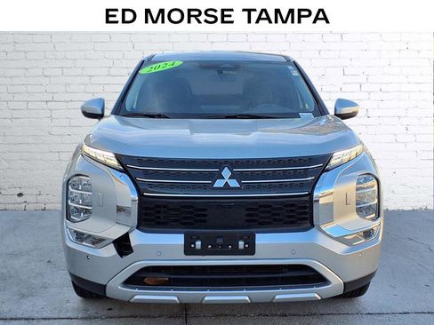 Used 2024 Mitsubishi Outlander SE image 6