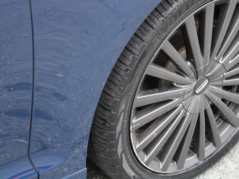 Used 2018 Lincoln MKZ Reserve FWD image 33