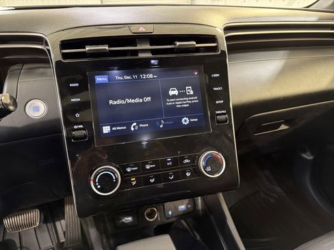 Used 2023 Hyundai Santa Cruz SEL w/ Activity Package image 18