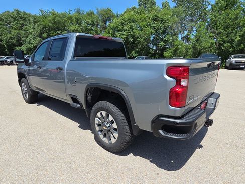 New 2026 Chevrolet Silverado 2500 Custom w/ Custom Value Package AWD/4WD image 6