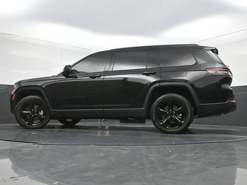 Used 2021 Jeep Grand Cherokee L Laredo RWD image 33