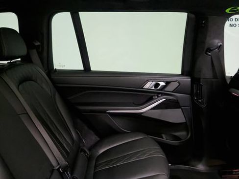 Used 2025 BMW X7 xDrive40i w/ Executive Package AWD/4WD image 39