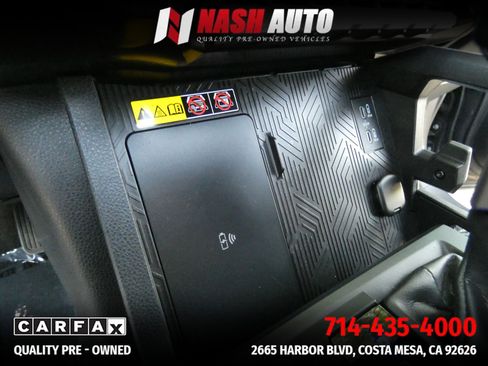 Used 2025 Toyota Tacoma Limited AWD/4WD image 62