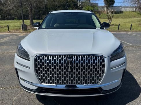 New 2026 Lincoln Corsair Premiere image 4