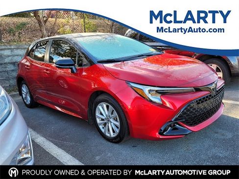 Used 2024 Toyota Corolla SE image 1