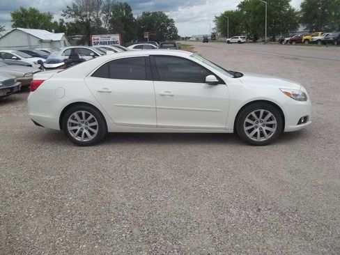 Used 2013 Chevrolet Malibu LT image 4
