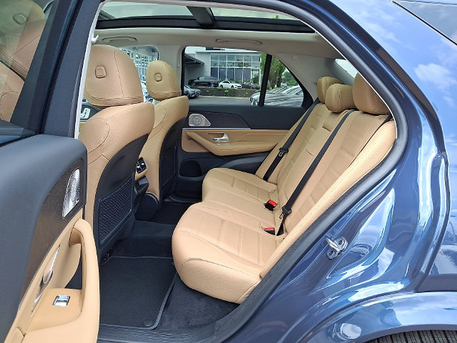 Used 2026 Mercedes-Benz GLE 350 4MATIC image 8