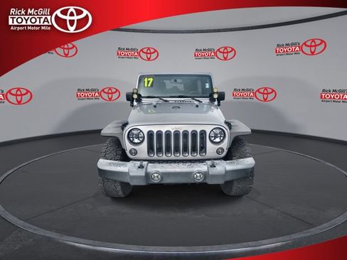 Used 2017 Jeep Wrangler Unlimited Sport w/ Quick Order Package 24S AWD/4WD image 3