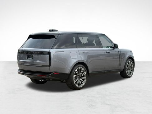 New 2026 Land Rover Range Rover Long Wheelbase SE AWD/4WD image 9