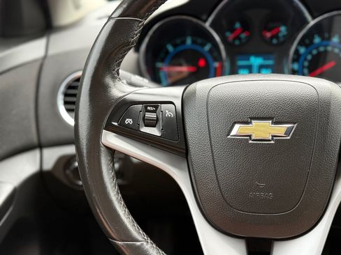 Used 2014 Chevrolet Cruze Diesel FWD image 25