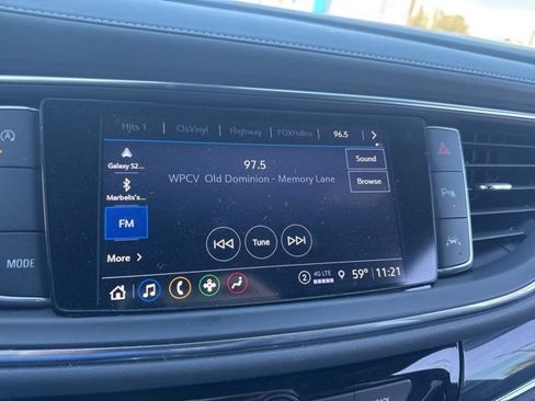 Used 2023 Buick Enclave Essence w/ Sport Touring Edition image 12