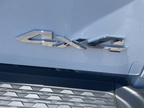 New 2025 RAM 2500 Tradesman image 15